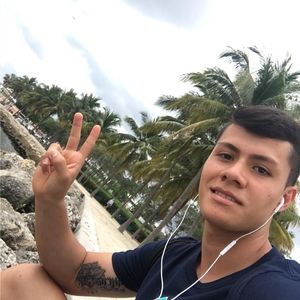 Meet your Posher, Mauricio